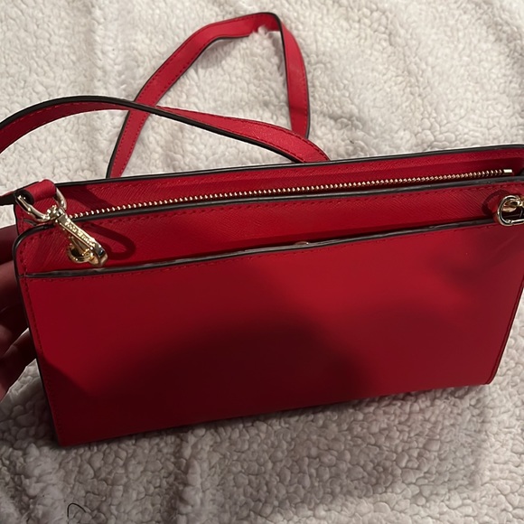 Red crossbody MK with IPhone wallet combo - Picture 5 of 11